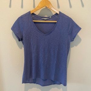 Athleta | blue short sleeve v-neck t-shirt | womens | size S